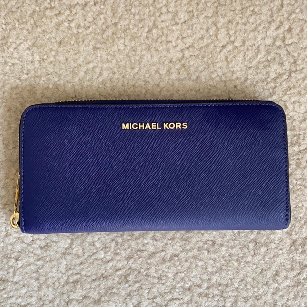 Michael Kors wallet